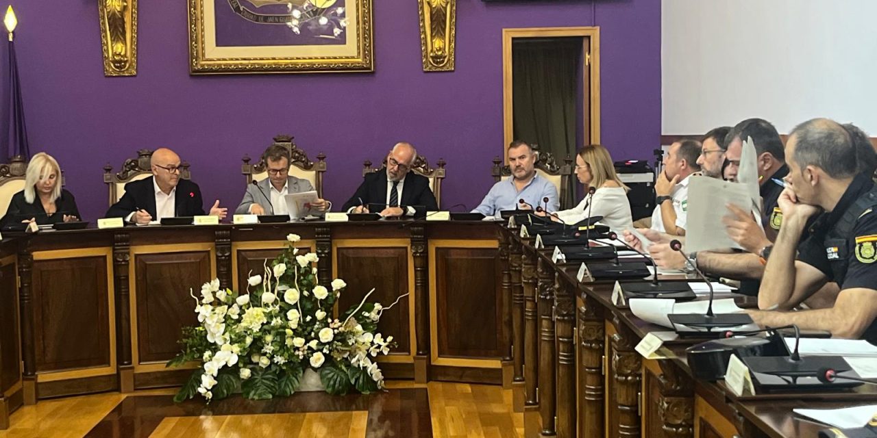 Manuel Fernández destaca el “amplio dispositivo” de las Fuerzas y Cuerpos de Seguridad del Estado para coordinar la seguridad de la Procesión Magna en la capital
