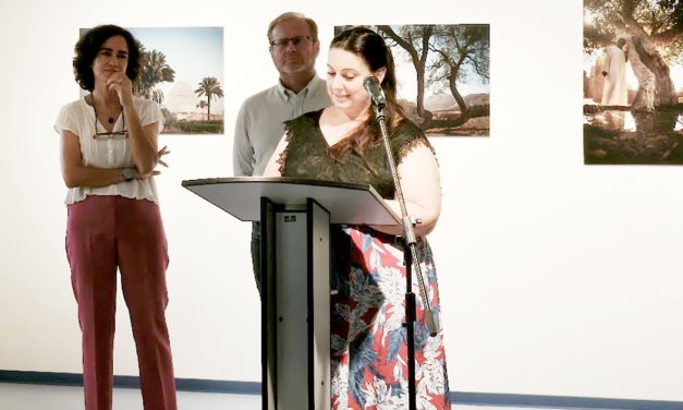 La Antigua Escuela de Magisterio de Jaén acoge hasta el 24 de octubre la muestra fotográfica ‘Más allá del árbol’