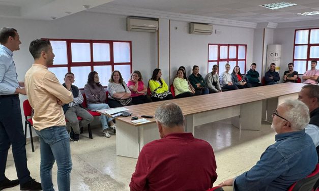 Diputación presenta una línea de ayudas para que personas jóvenes puedan adquirir una vivienda en la Sierra de Segura